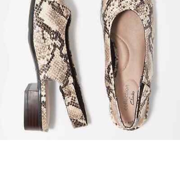 Clarks collection taupe snake New sling back shoes. - Picture 5 of 10